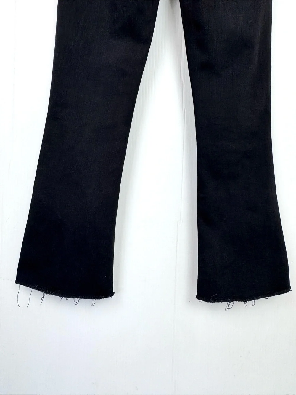 MOTHER THE HUSTLER BLACK ANKLE FRAY IN NOT GUILTY WASH SIZE 25